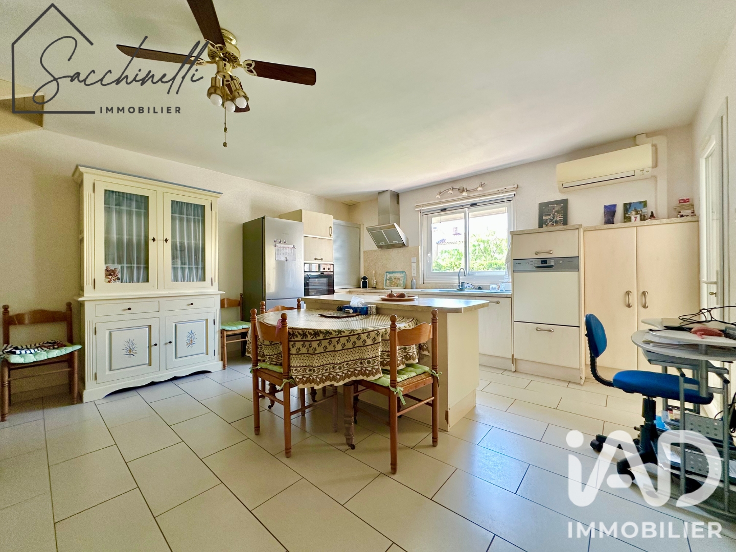 Maison à vendre - 6 pièces - 130m2 - Six-Fours-Les-Plages (83140)