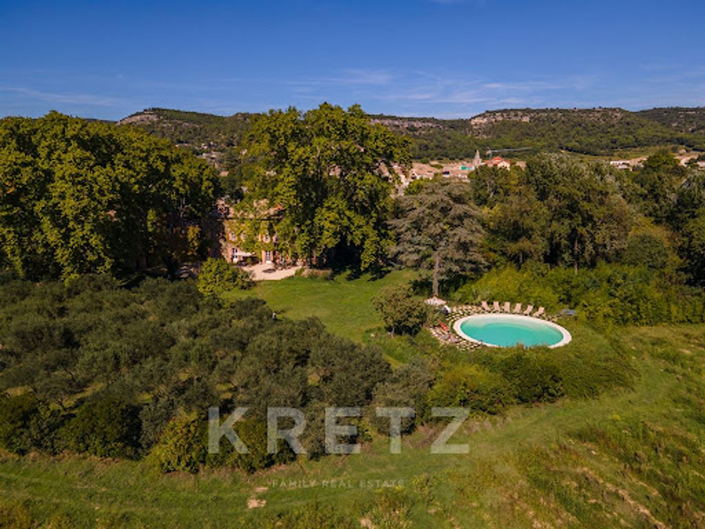 Maison à vendre - 20 pièces - 600m2 - Villeneuve-Lès-Av... (30400)