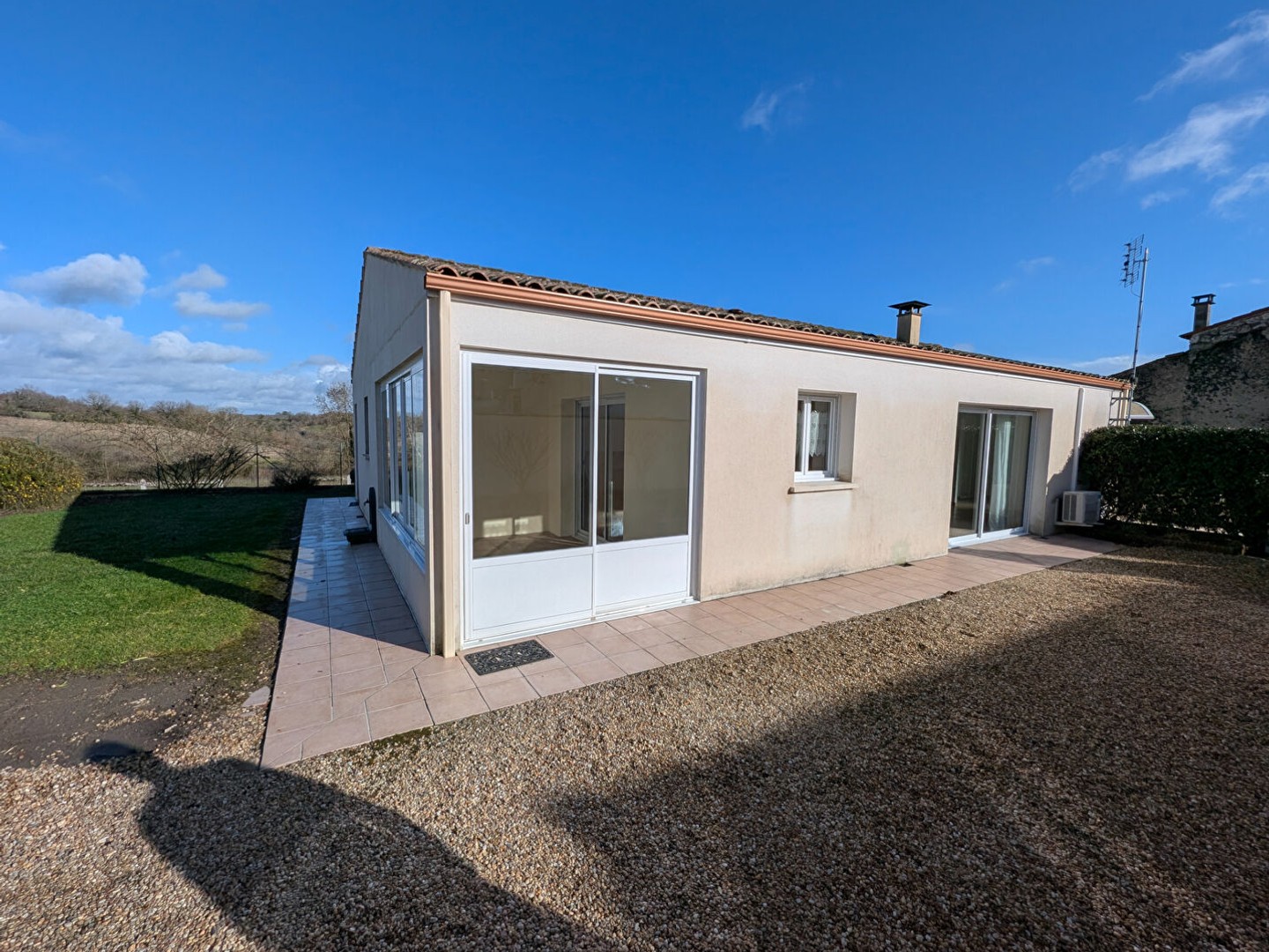 Maison à vendre - 4 pièces - 114m2 - Chérac (17610)