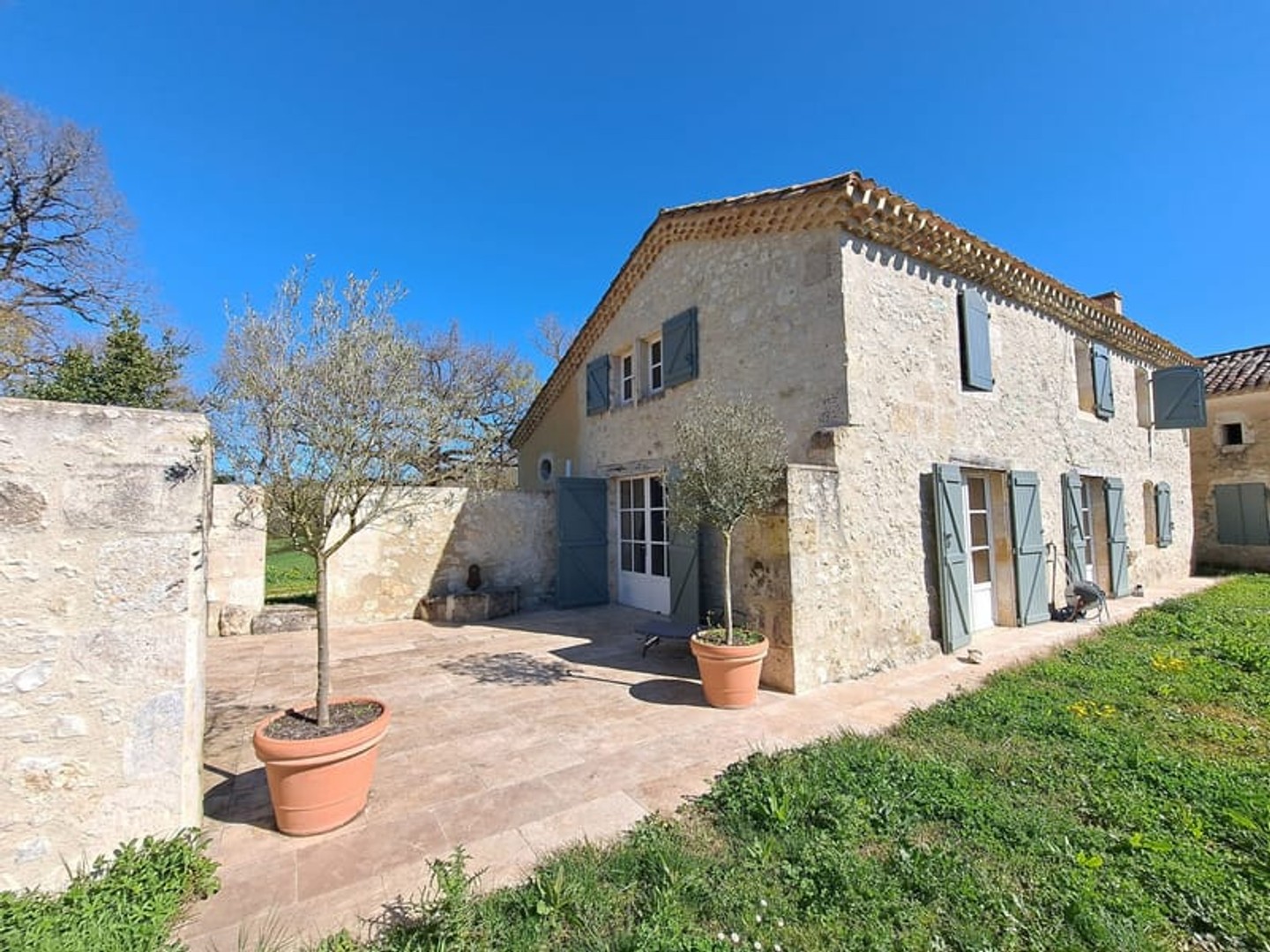 Maison à vendre - 5 pièces - 154m2 - La Romieu (32480)