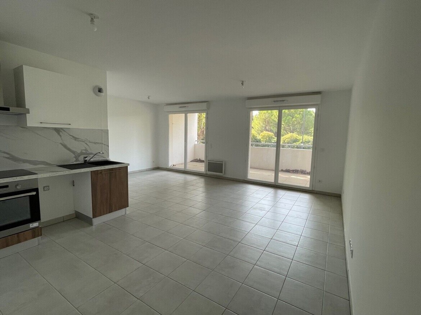 Appartement à vendre - 4 pièces - 77m2 - Avignon (84000)