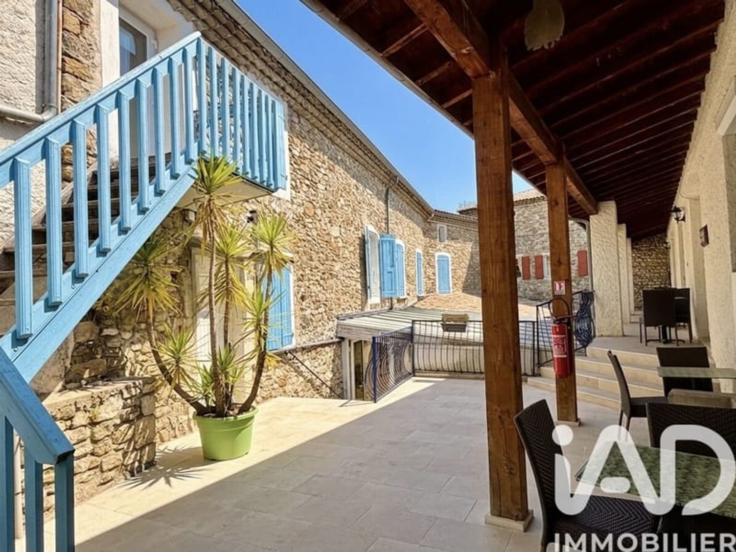 Magasin à vendre - 715m2 - Charols (26450)