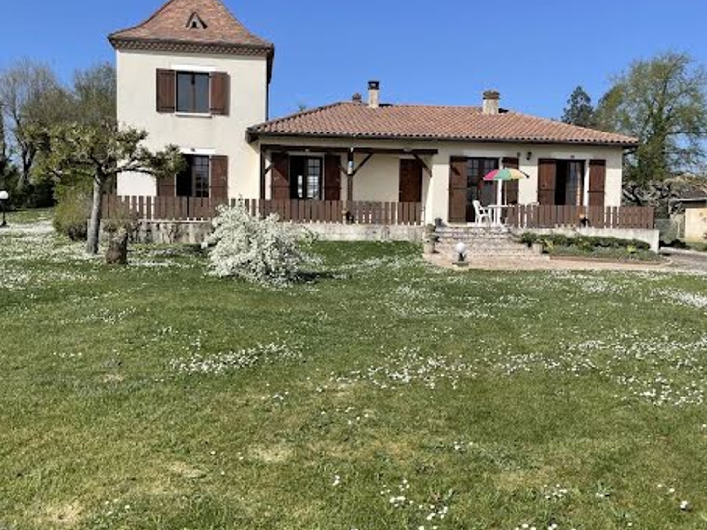 Maison à vendre - 6 pièces - 120m2 - Creysse (24100)