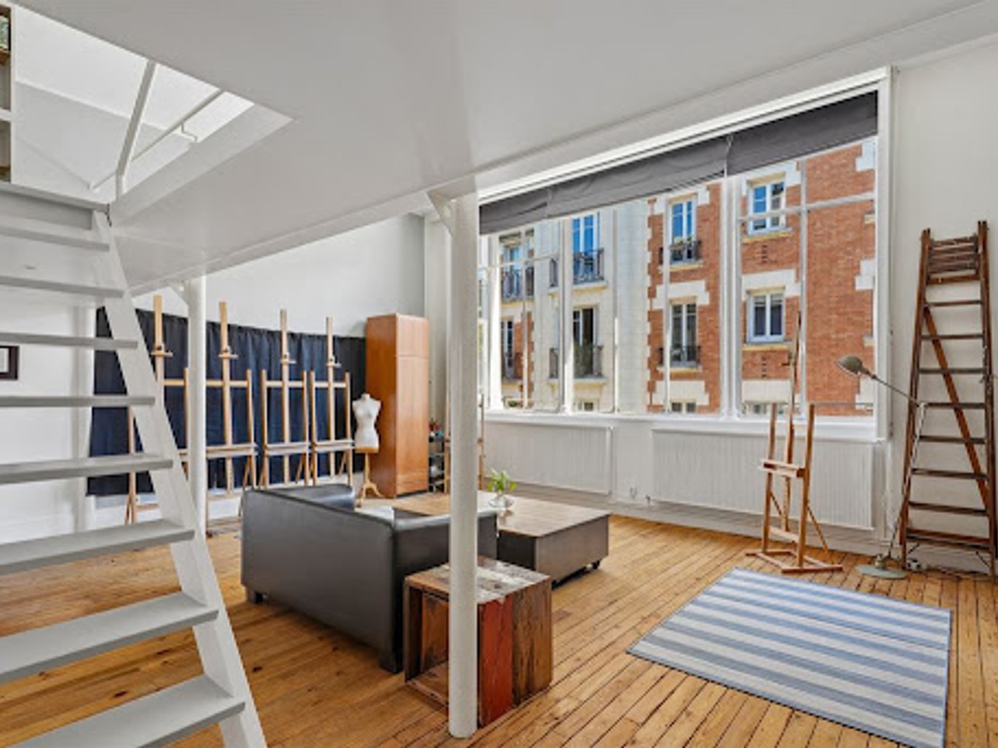 Appartement à vendre - 2 pièces - 83m2 - Paris 18e (75018)