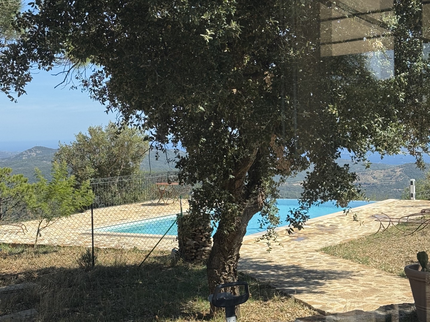 Maison à vendre - 4 pièces - 126m2 - La Garde-Freinet (83680)