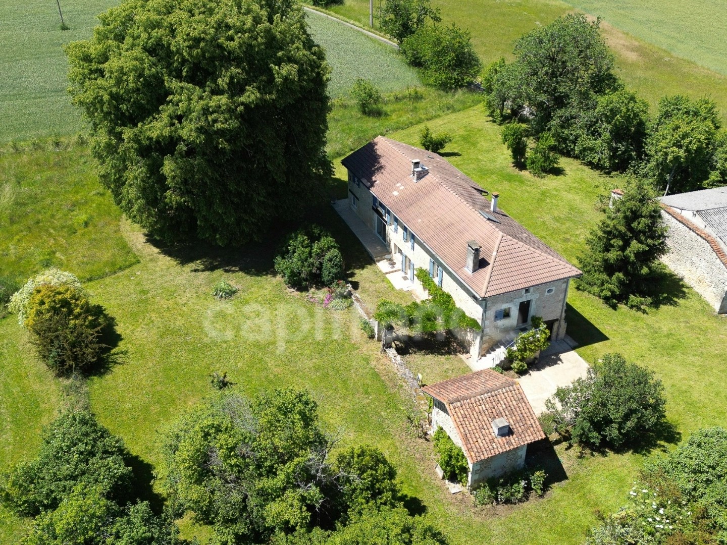 Maison à vendre - 6 pièces - 211m2 - Champagnac-De-Belair (24530)