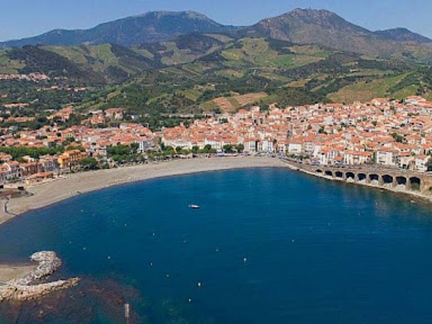 Maison à vendre - 2 pièces - 620m2 - Banyuls-Sur-Mer (66650)