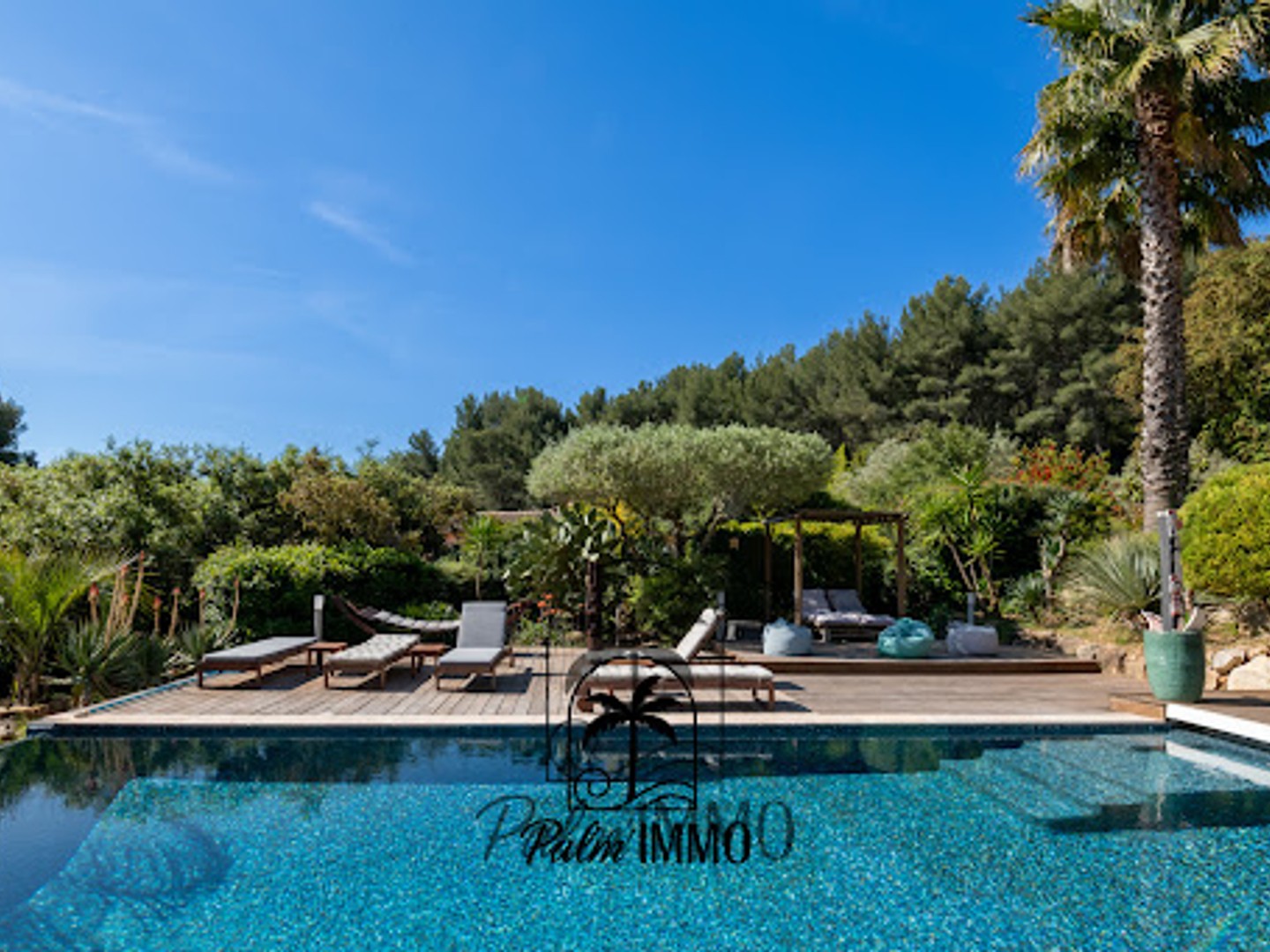 Maison 7 pièces 237 m²