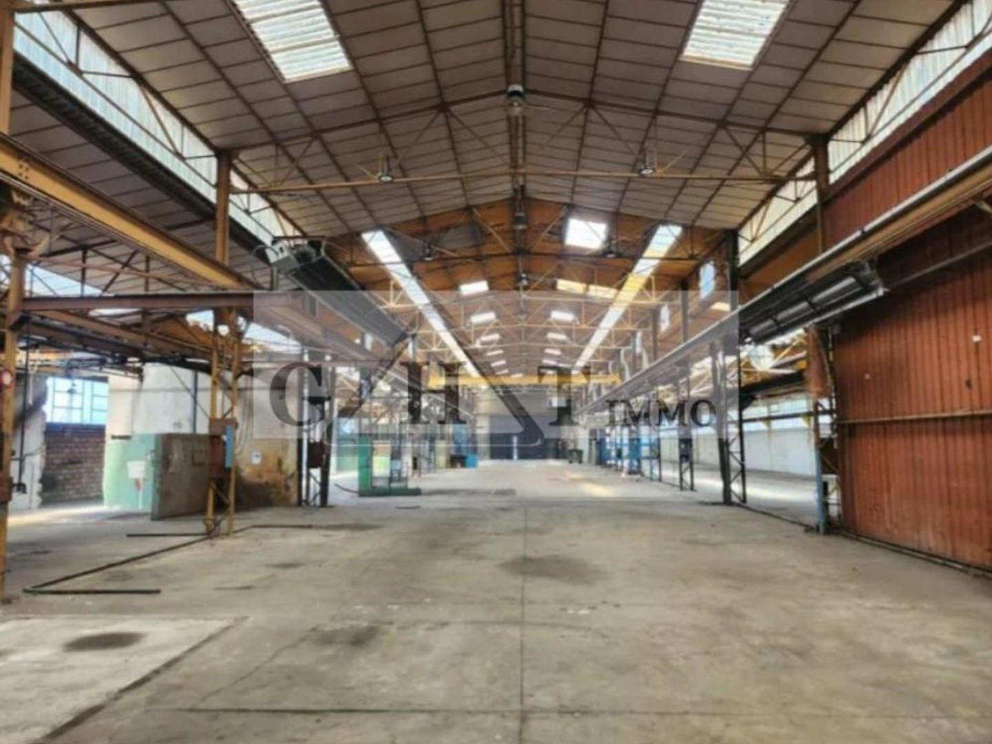 3800 M² ENTREPOT BUREAUX A LOUER A MEAUX