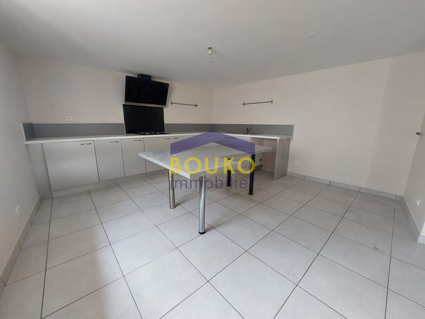 Maison à vendre - 5 pièces - 182m2 - Crévic (54110)
