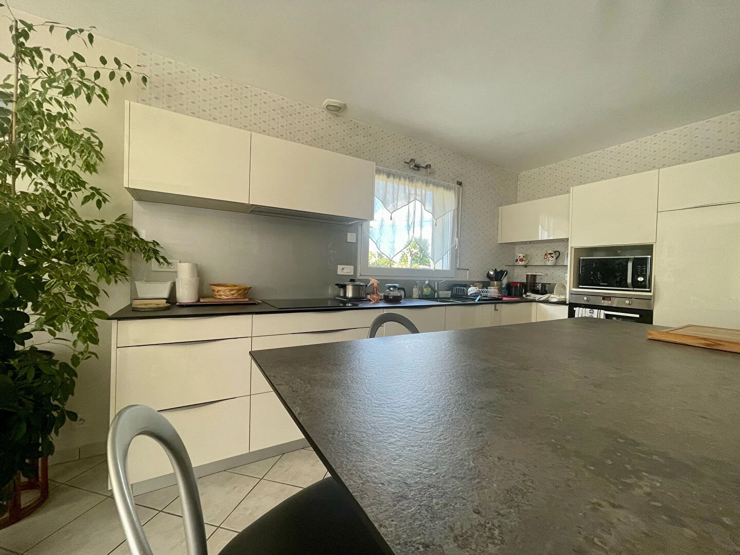 Maison à vendre - 6 pièces - 118m2 - Plogastel-Saint-G... (29710)
