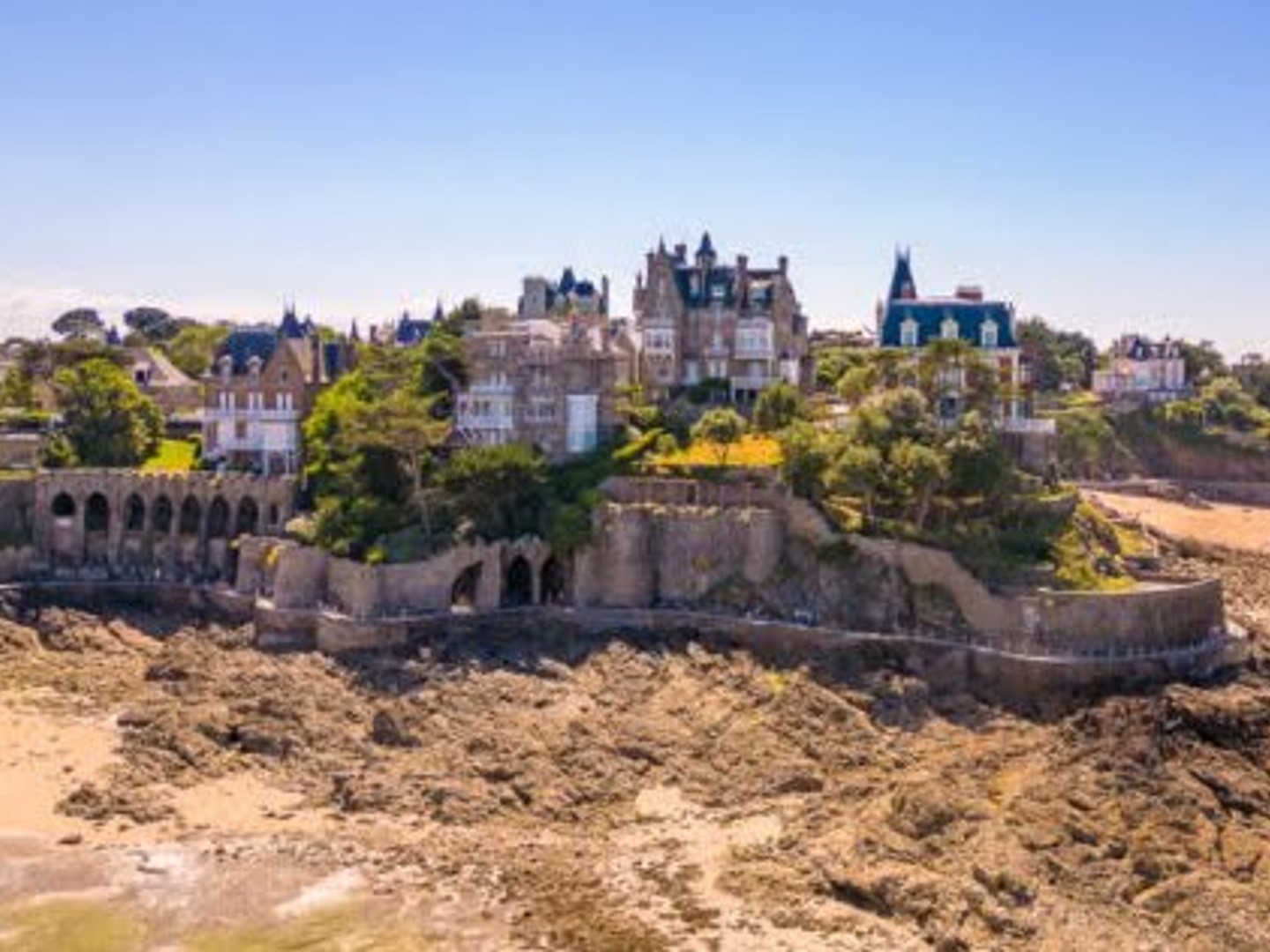 Magasin à vendre - 25m2 - Dinard (35800)