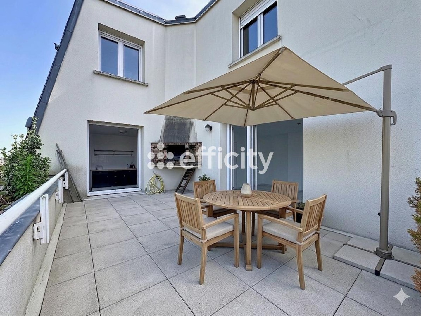 Appartement à vendre - 3 pièces - 94m2 - La Queue-En-Brie (94510)