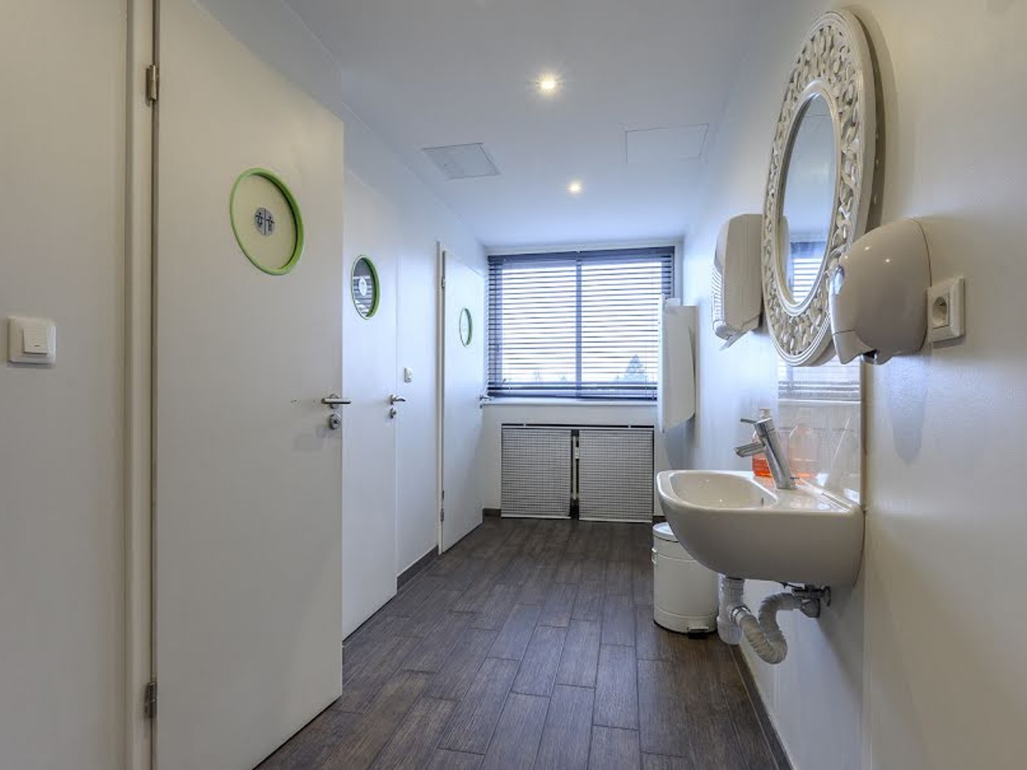 Bureaux à vendre - 12 pièces - 265m2 - Strasbourg (67000)