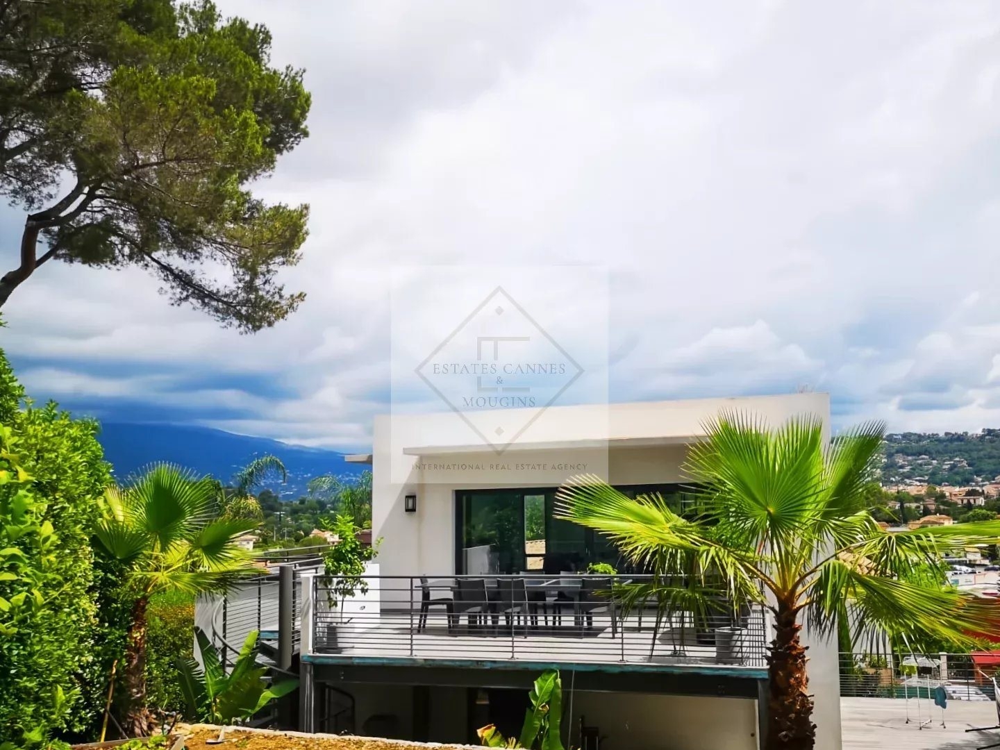 Maison à vendre - 6 pièces - 170m2 - Mougins (06250)