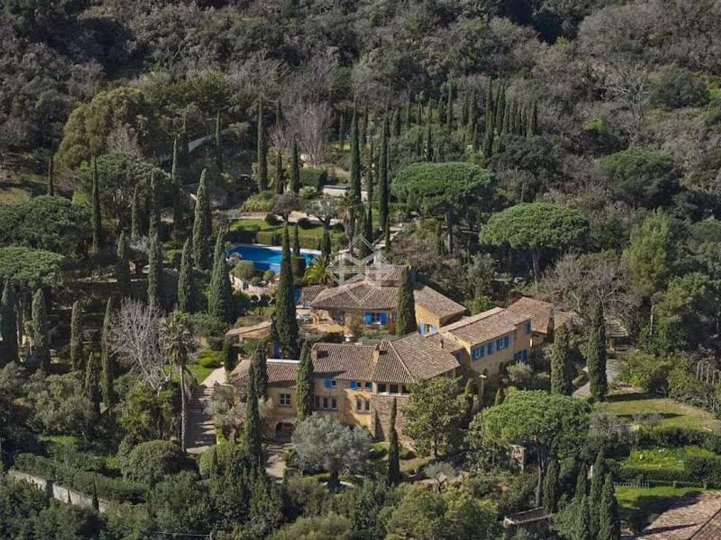 Propriété 26 pièces 760 m²