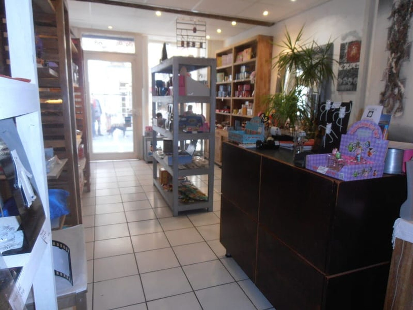 Magasin à vendre - 1 pièce - 38m2 - Toulon (83000)