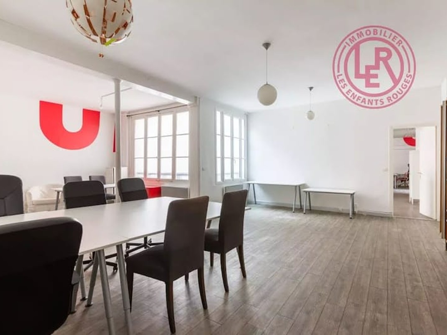 Local 2 pièces 117 m²