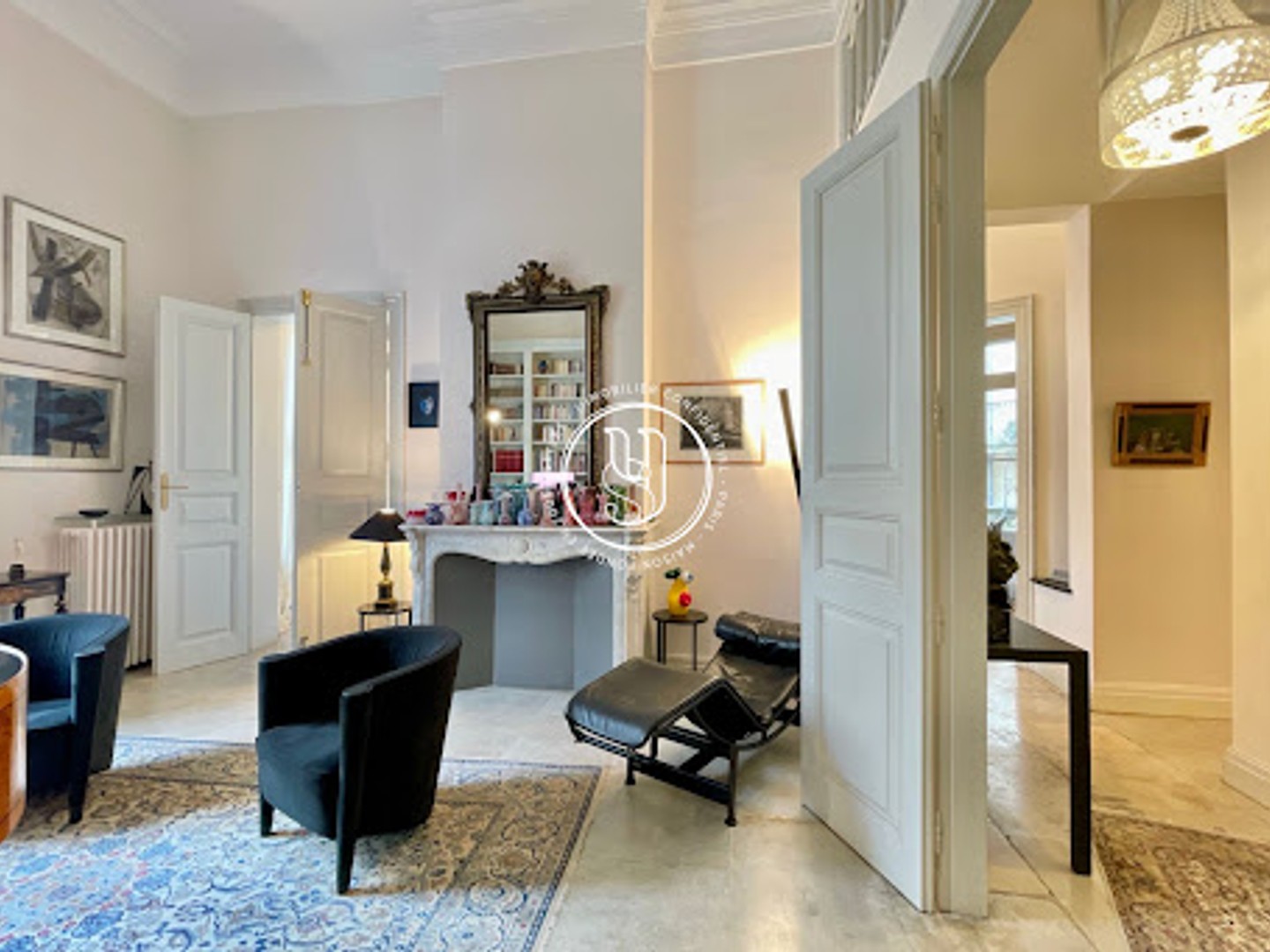 Appartement 6 pièces 196 m²