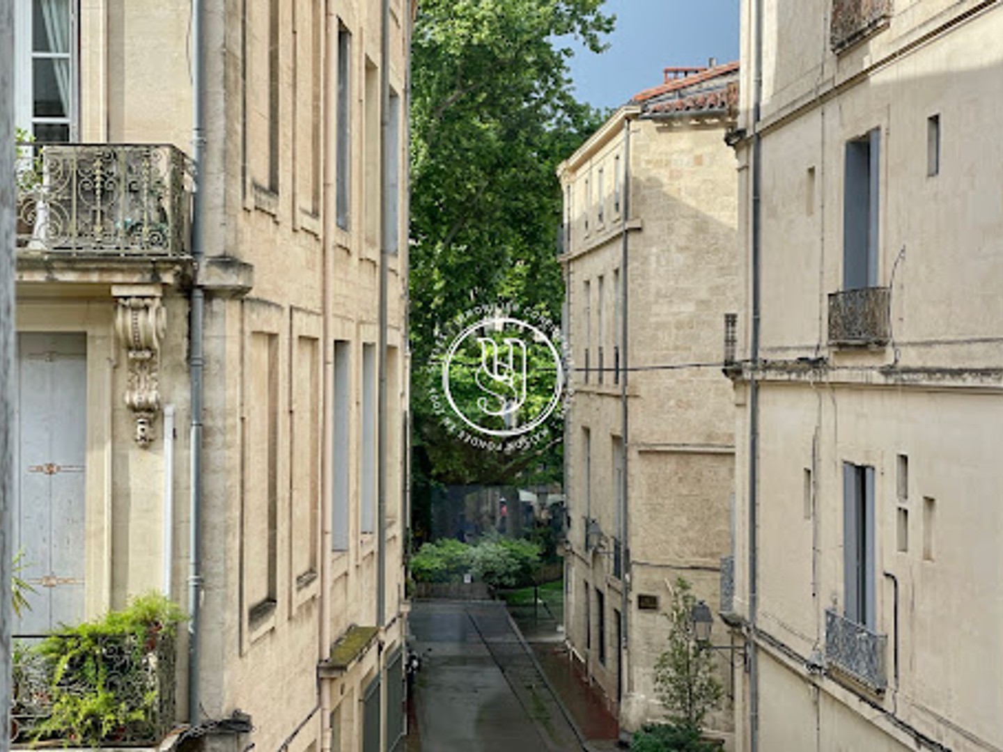 Appartement à vendre - 6 pièces - 196m2 - Montpellier (34000)