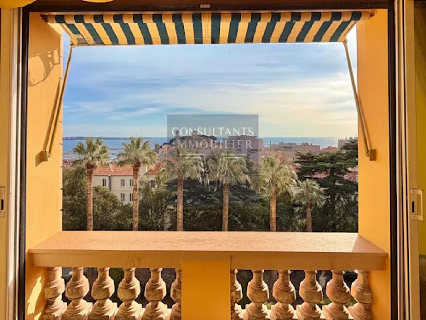 Appartement à vendre - 2 pièces - 61m2 - Cannes (06400)