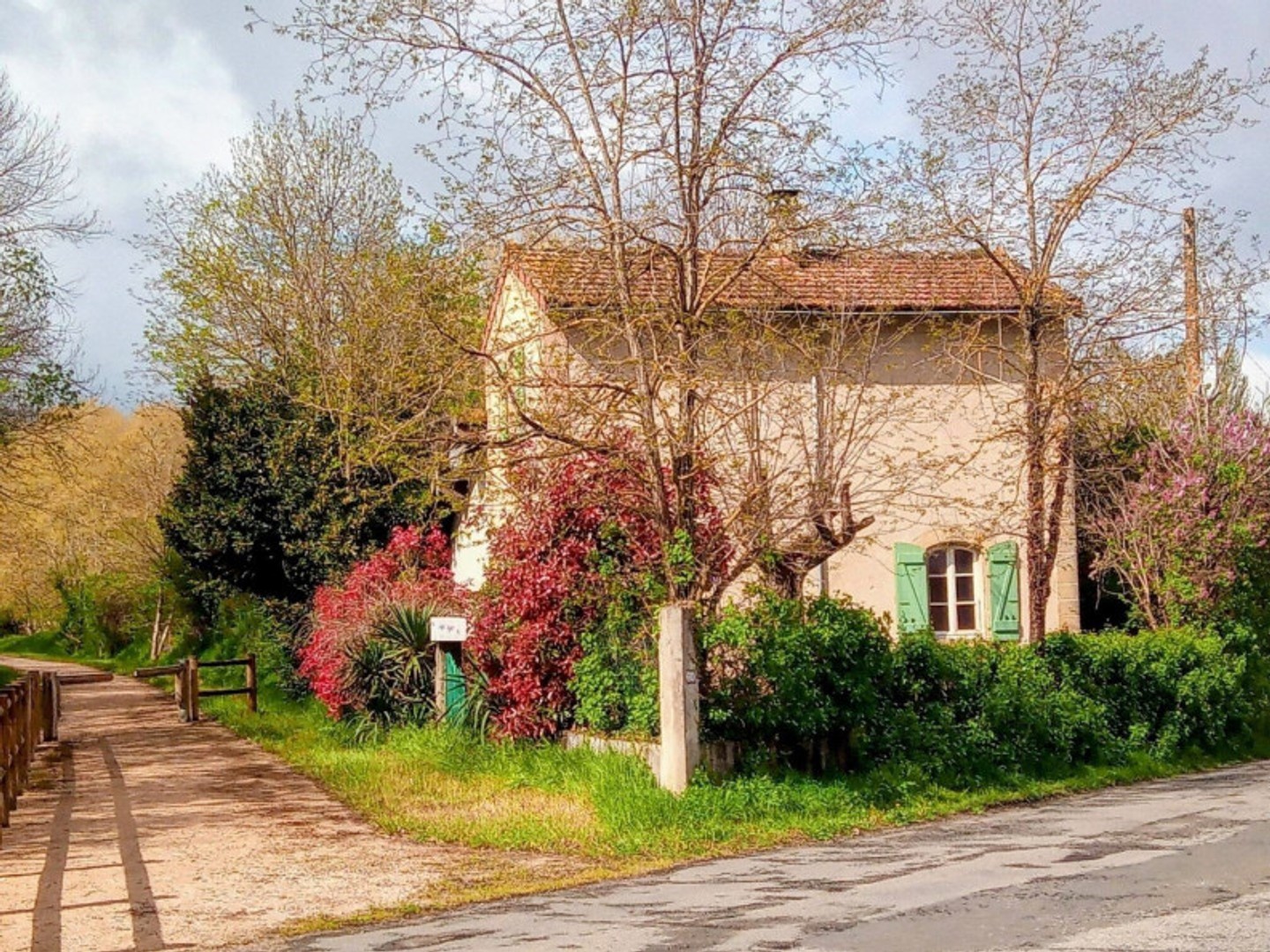 Maison à vendre - 7 pièces - 77m2 - Sainte-Colombe-Su... (11230)