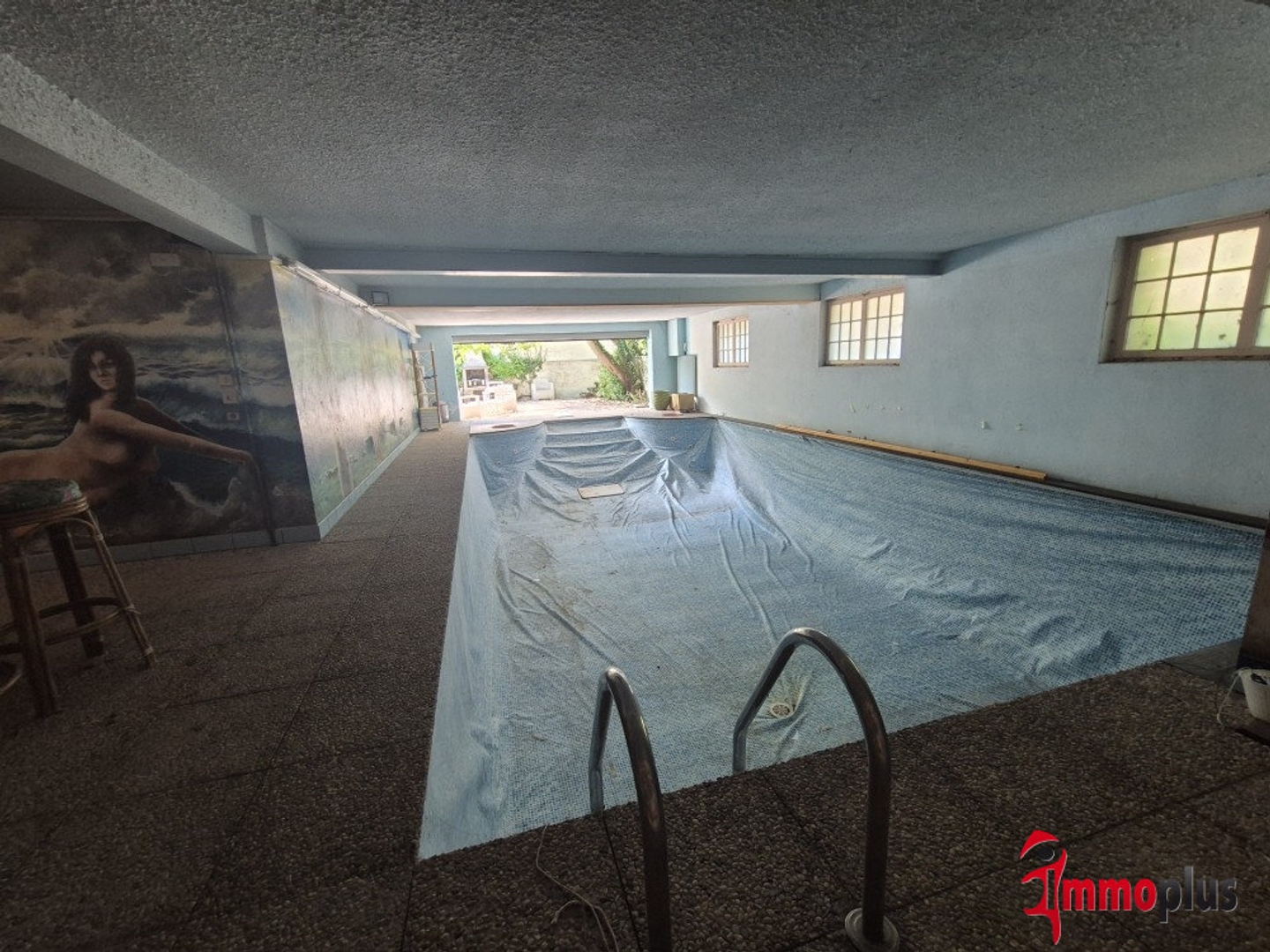Villa plain-pied centre Saint-Louis 190m2 avec piscine intér