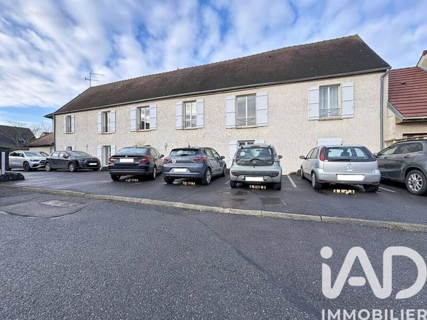 Appartement 3 pièces 297 m²