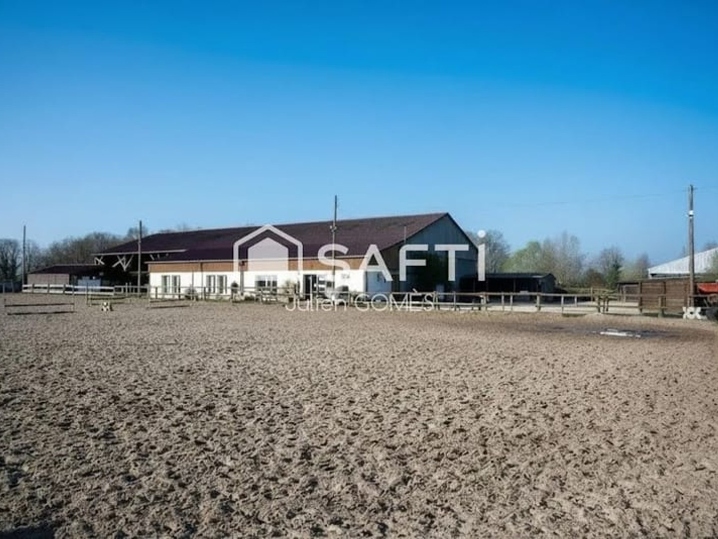 Locaux à vendre - 63m2 - Marles-En-Brie (77610)