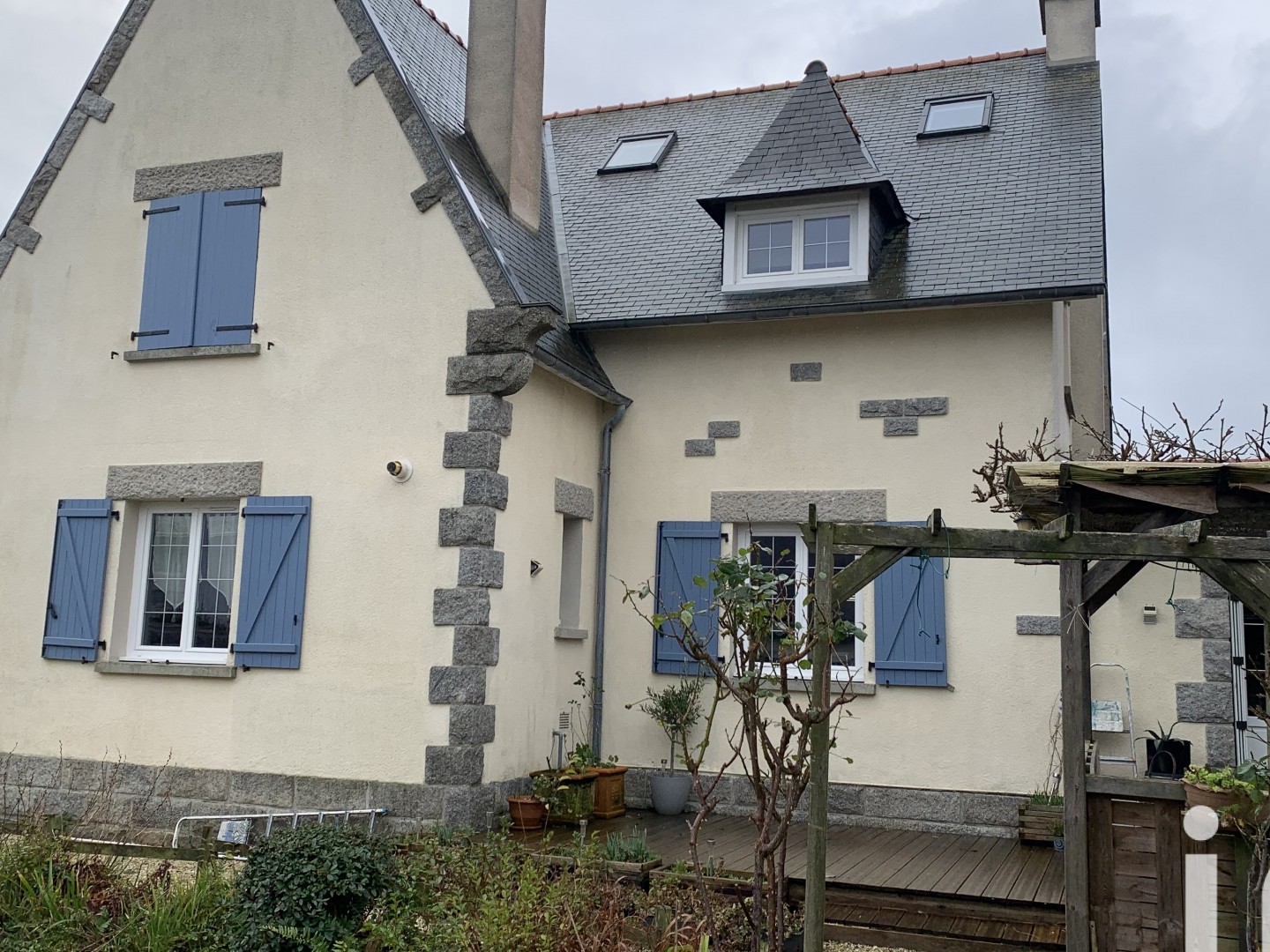Maison à vendre - 9 pièces - 197m2 - Dinan (22100)