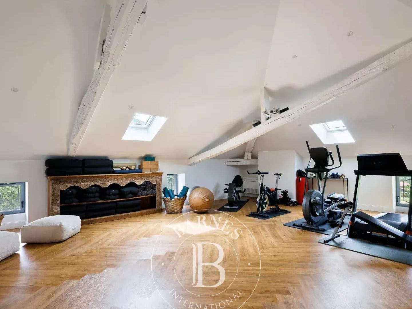 Propriété 11 pièces 405 m²
