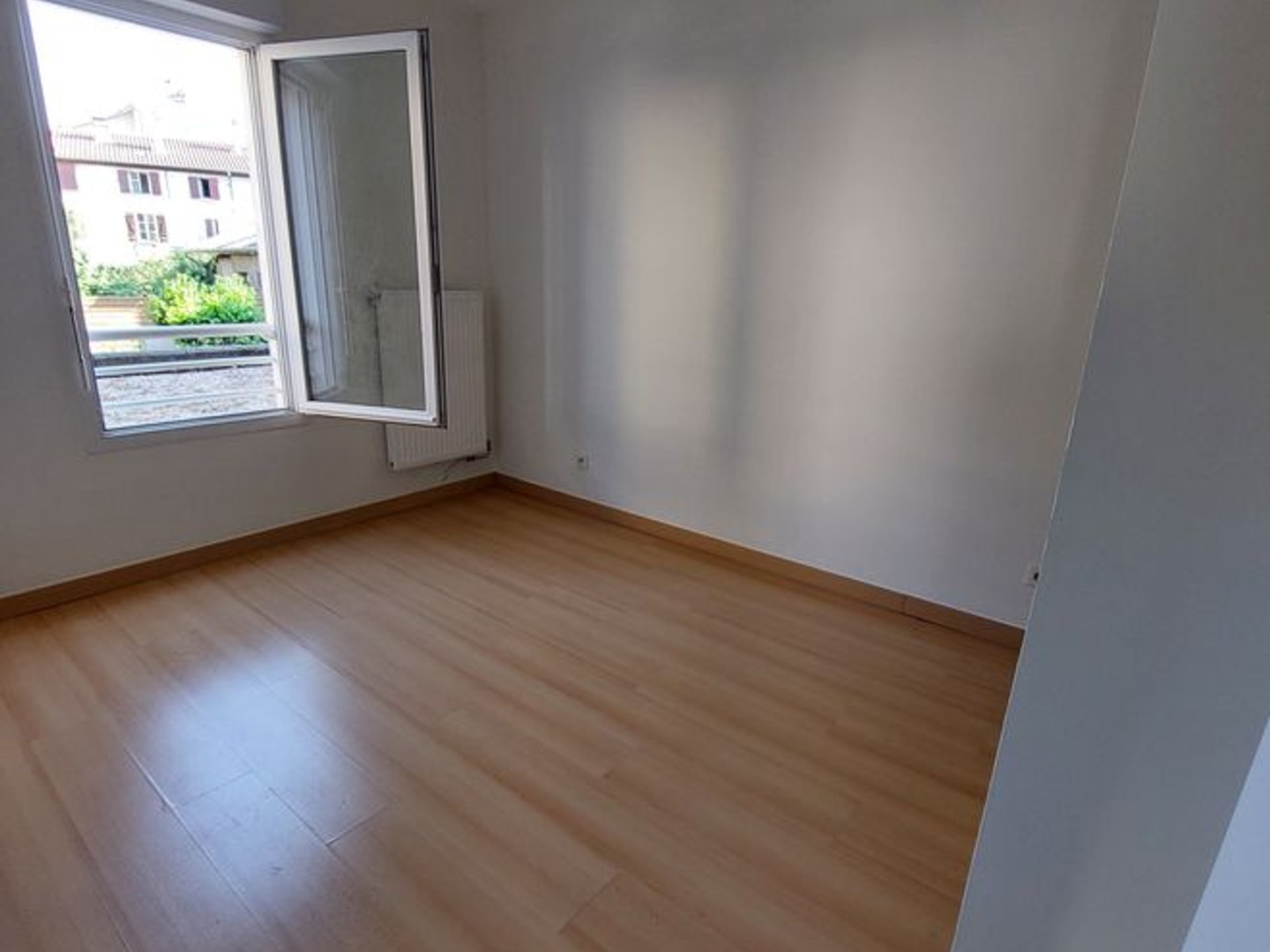 Appartement à vendre - 3 pièces - 64m2 - Voiron (38500)