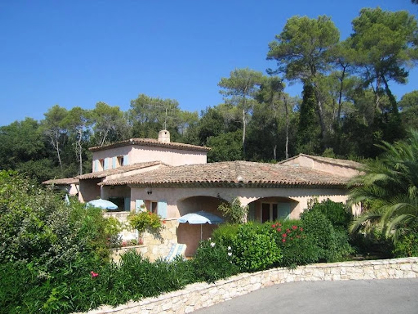 Propriété 10 pièces 240 m²