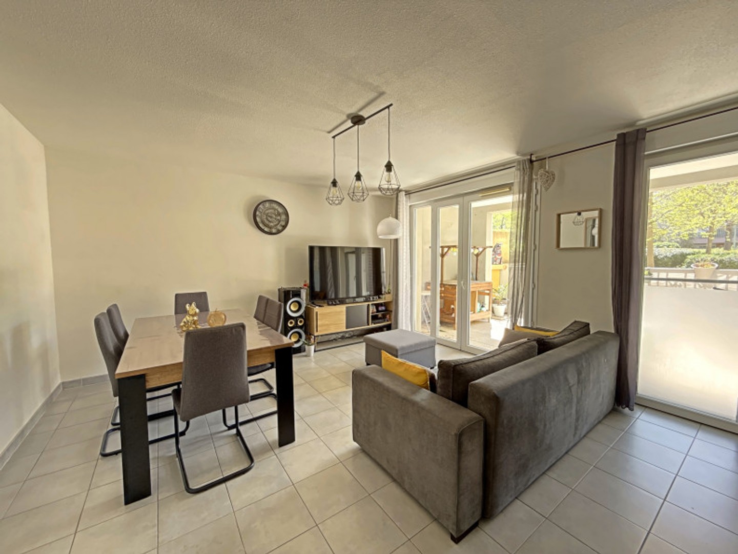 Appartement à vendre - 4 pièces - 83m2 - Brignoles (83170)