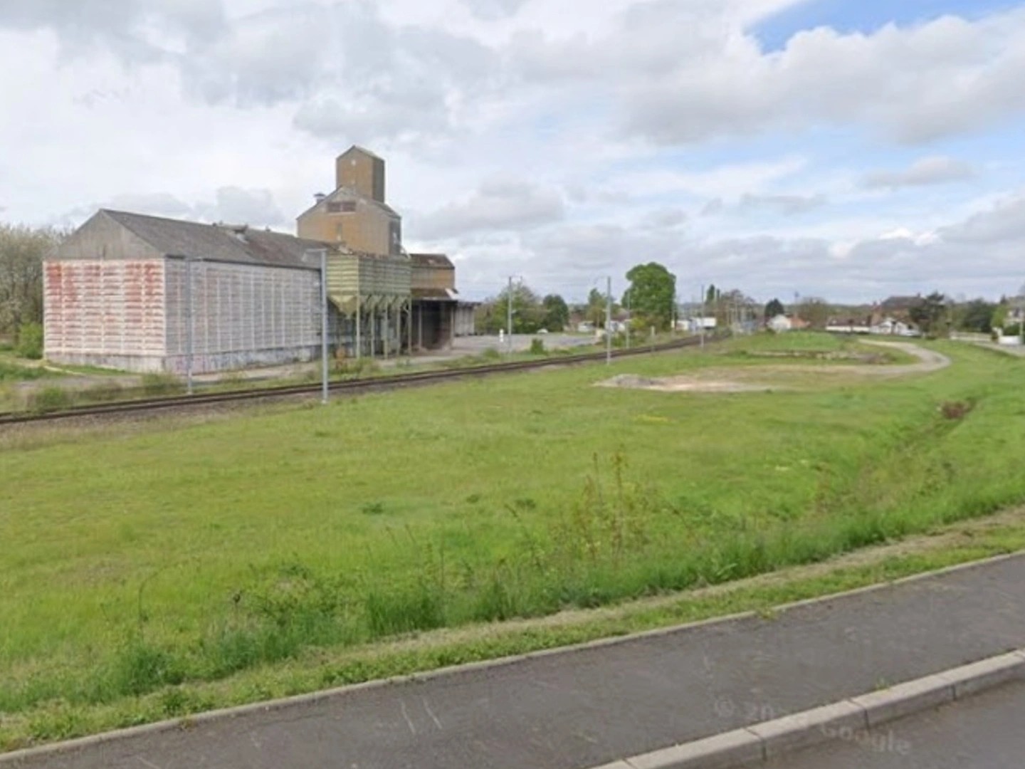 Terrain à vendre - 10000m2 - Nérondes (18350)
