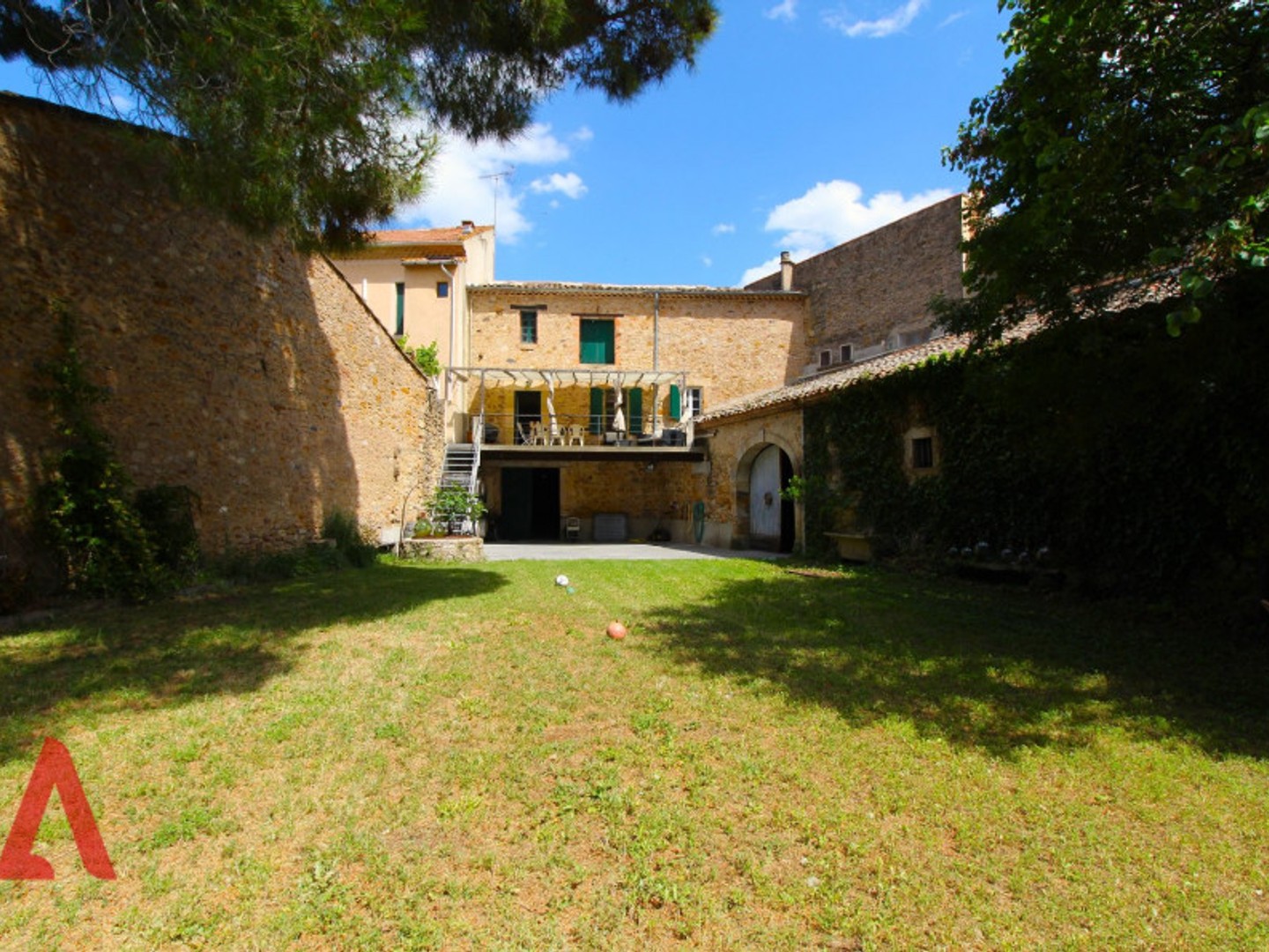 Maison à vendre - 8 pièces - 205m2 - Gabian (34320)