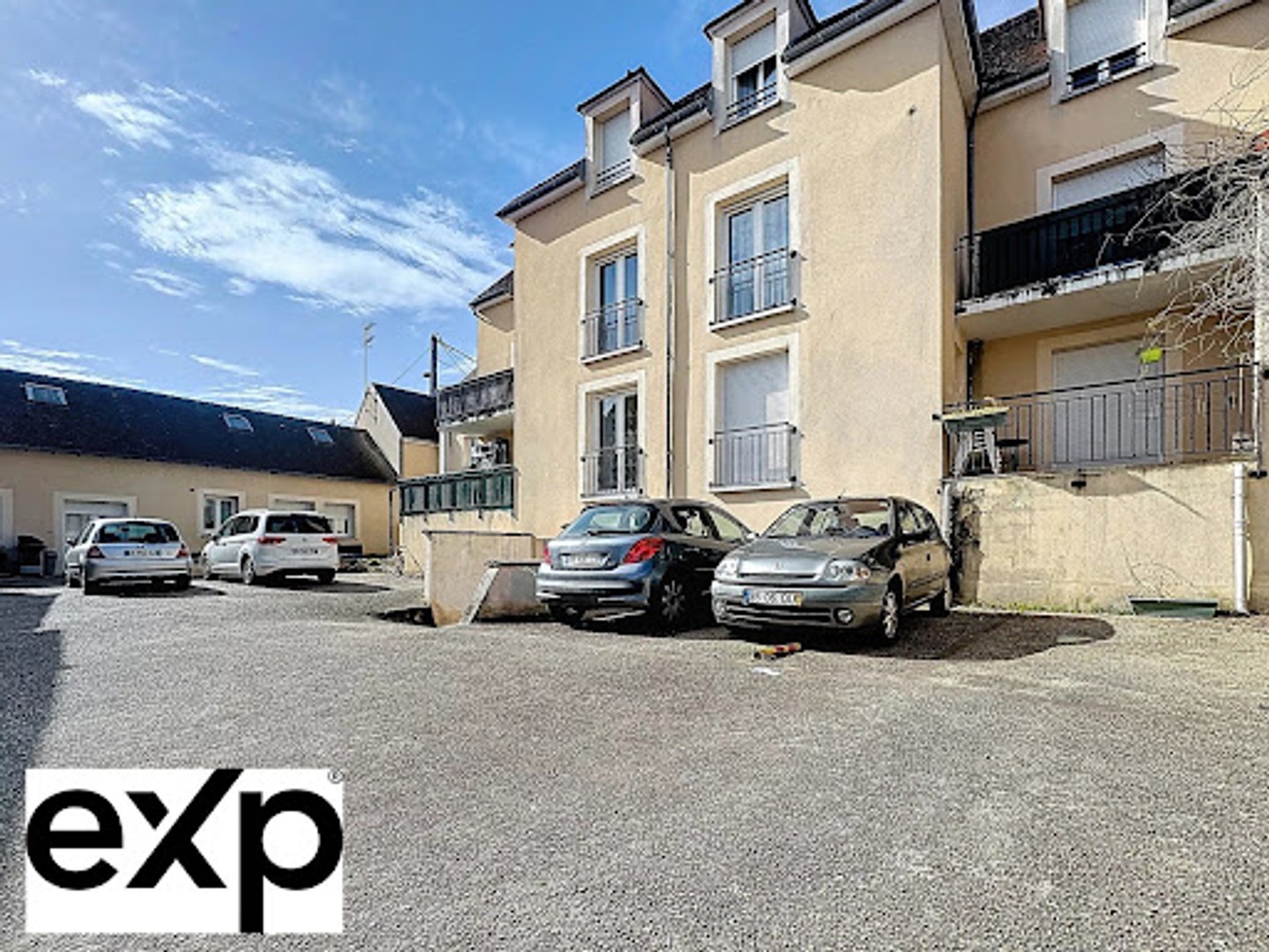 Propriété 875 m²