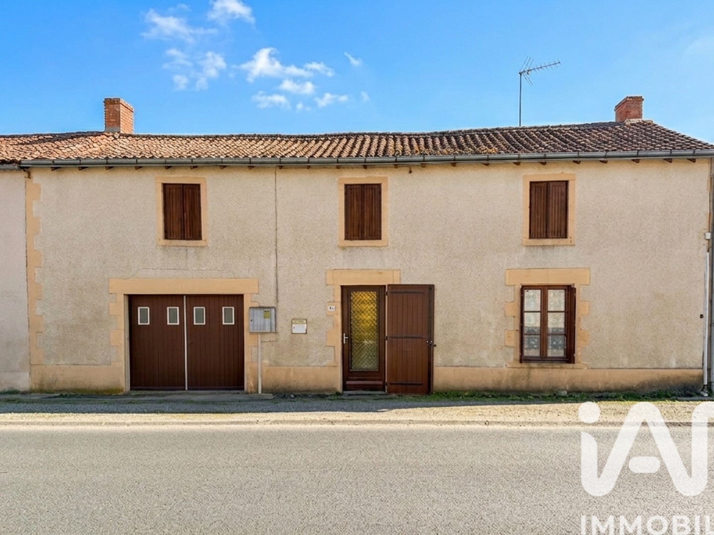 Maison à vendre - 3 pièces - 107m2 - La Ferrière-En-Pa... (79390)