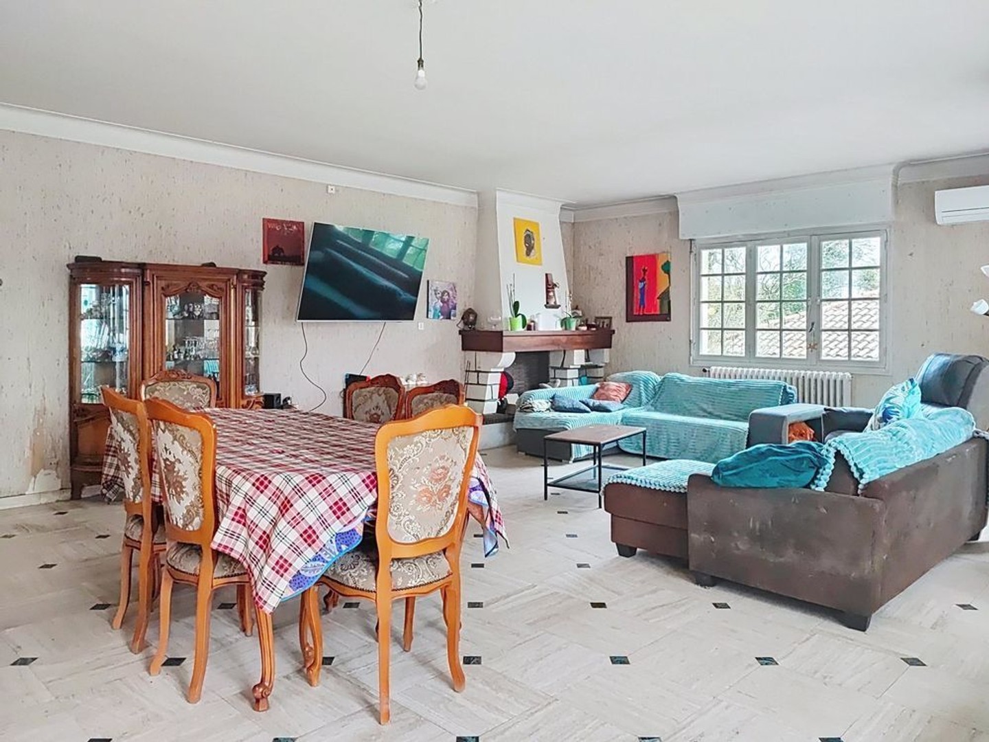 Maison à vendre - 8 pièces - 244m2 - Pineuilh (33220)