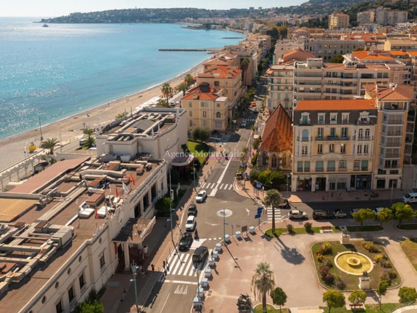 Plateau entier dans Immeuble classé