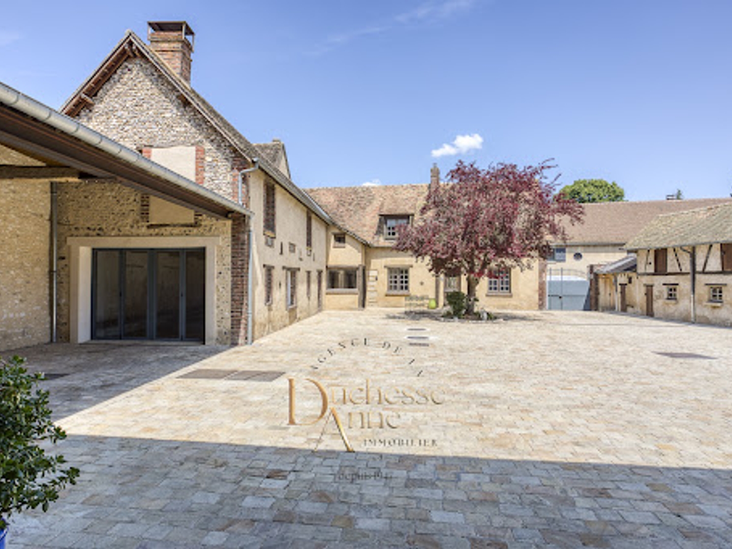Maison à vendre - 7 pièces - 320m2 - Houdan (78550)
