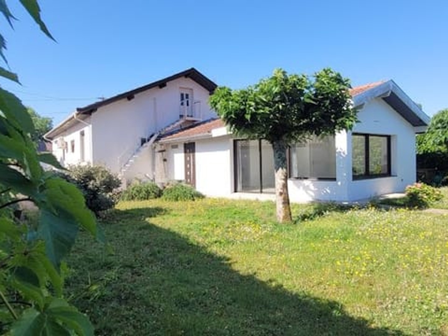 Maison à vendre - 6 pièces - 160m2 - Mont-De-Marsan (40000)