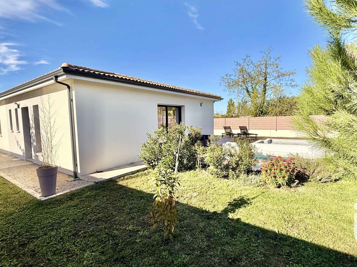 Maison à vendre - 5 pièces - 115m2 - Sainte-Eulalie (33560)