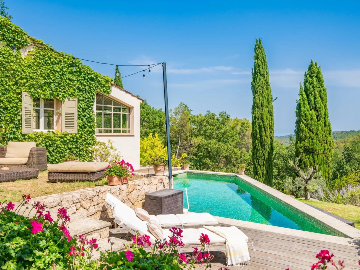 Maison à vendre - 9 pièces - 280m2 - Valbonne (06560)