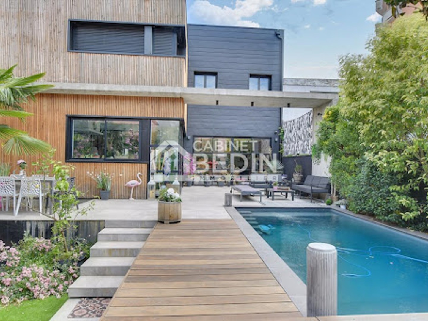 Maison 10 pièces 400 m²