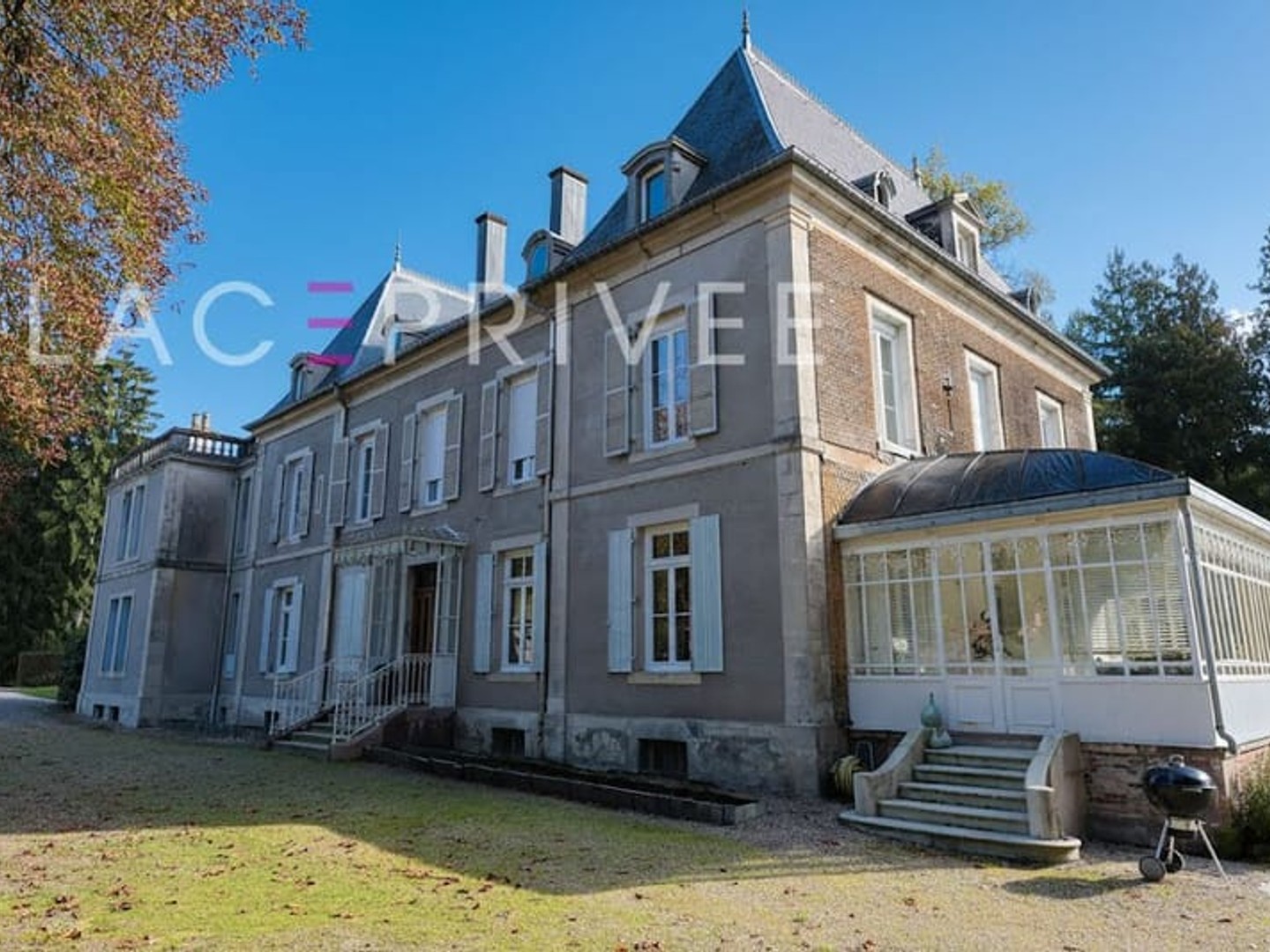 Maison à vendre - 24 pièces - 705m2 - Le Val-D'ajol (88340)
