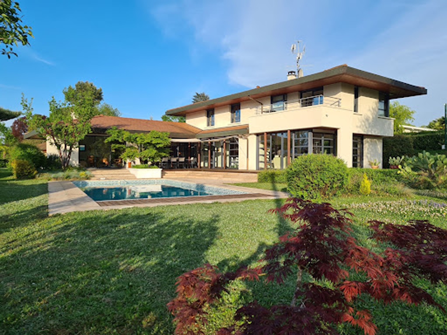 Maison 6 pièces 260 m²