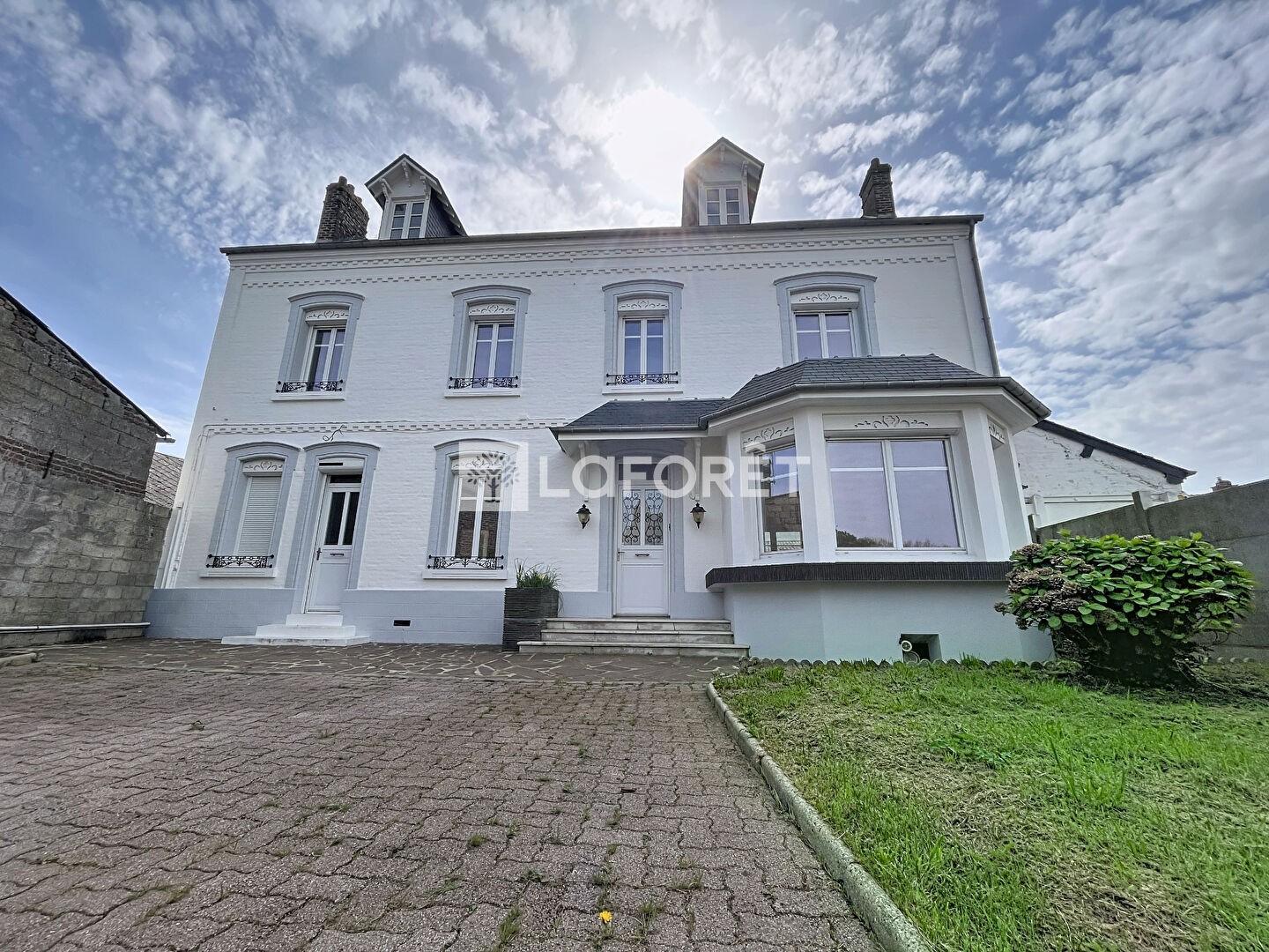 Maison à vendre - 6 pièces - 156m2 - Friville-Escarbotin (80130)