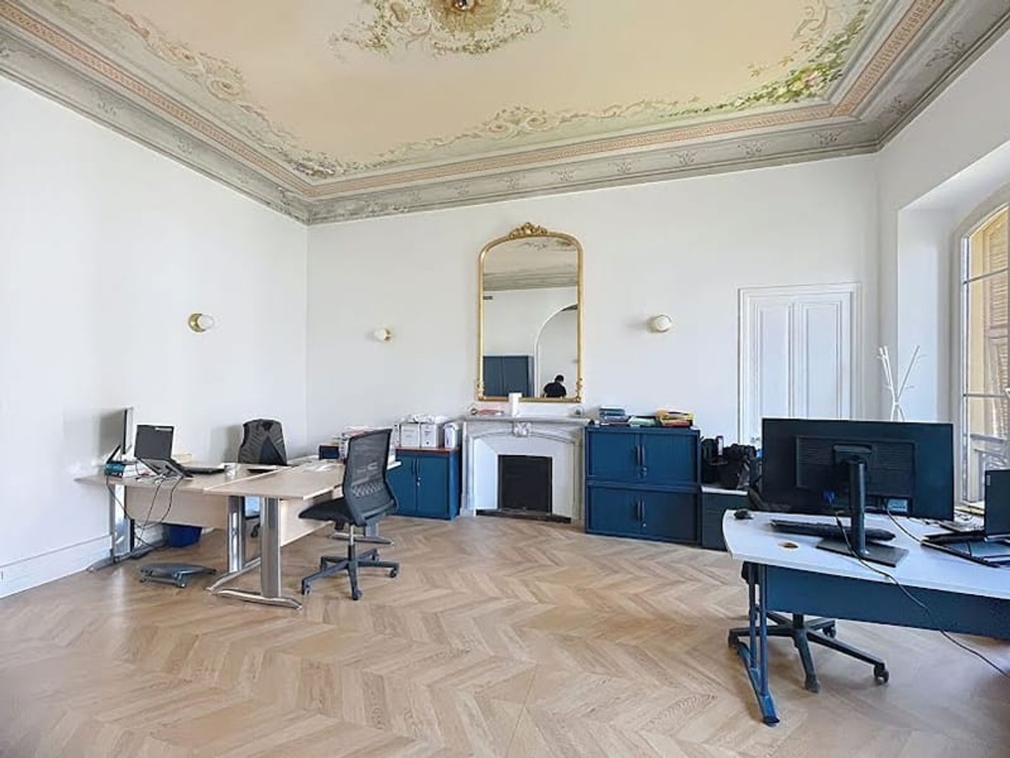 Local 6 pièces 160 m²