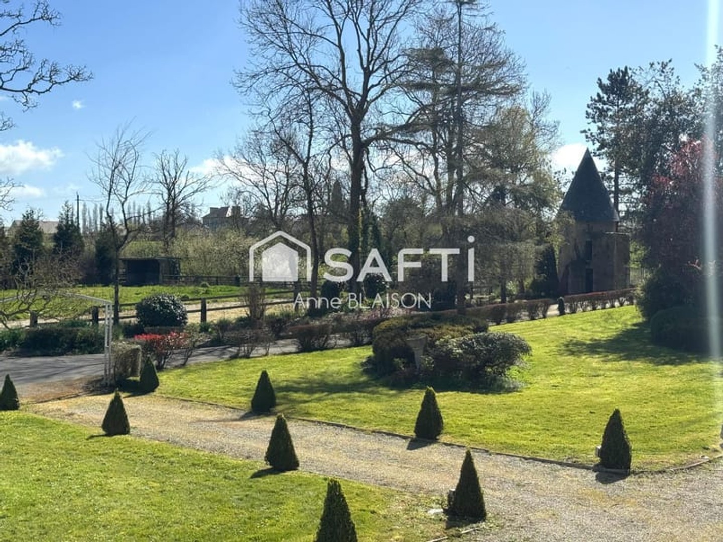 Maison à vendre - 16 pièces - 514m2 - Carentan-Les-Marais (50500)